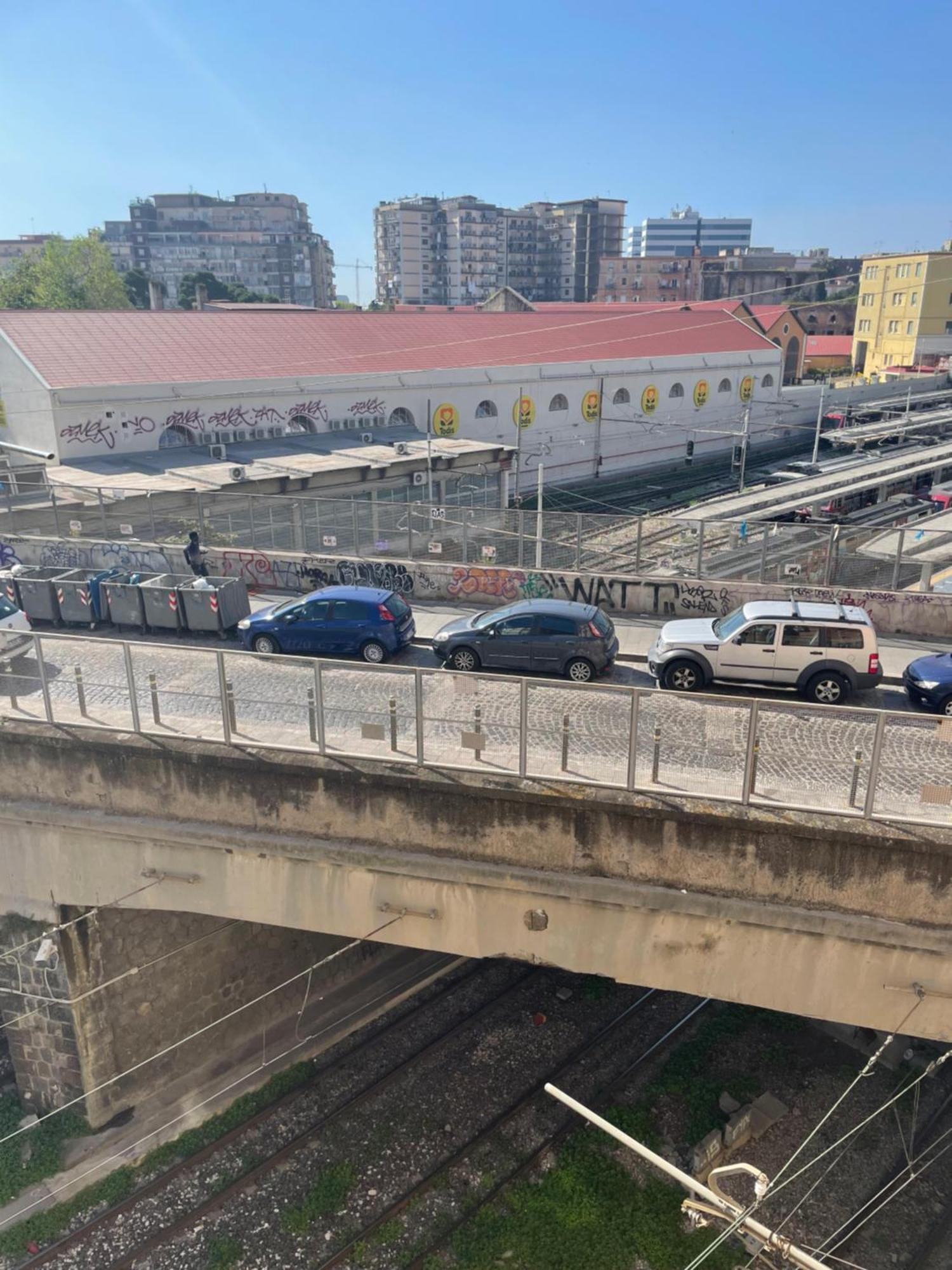 Napoli Station B&B Екстер'єр фото