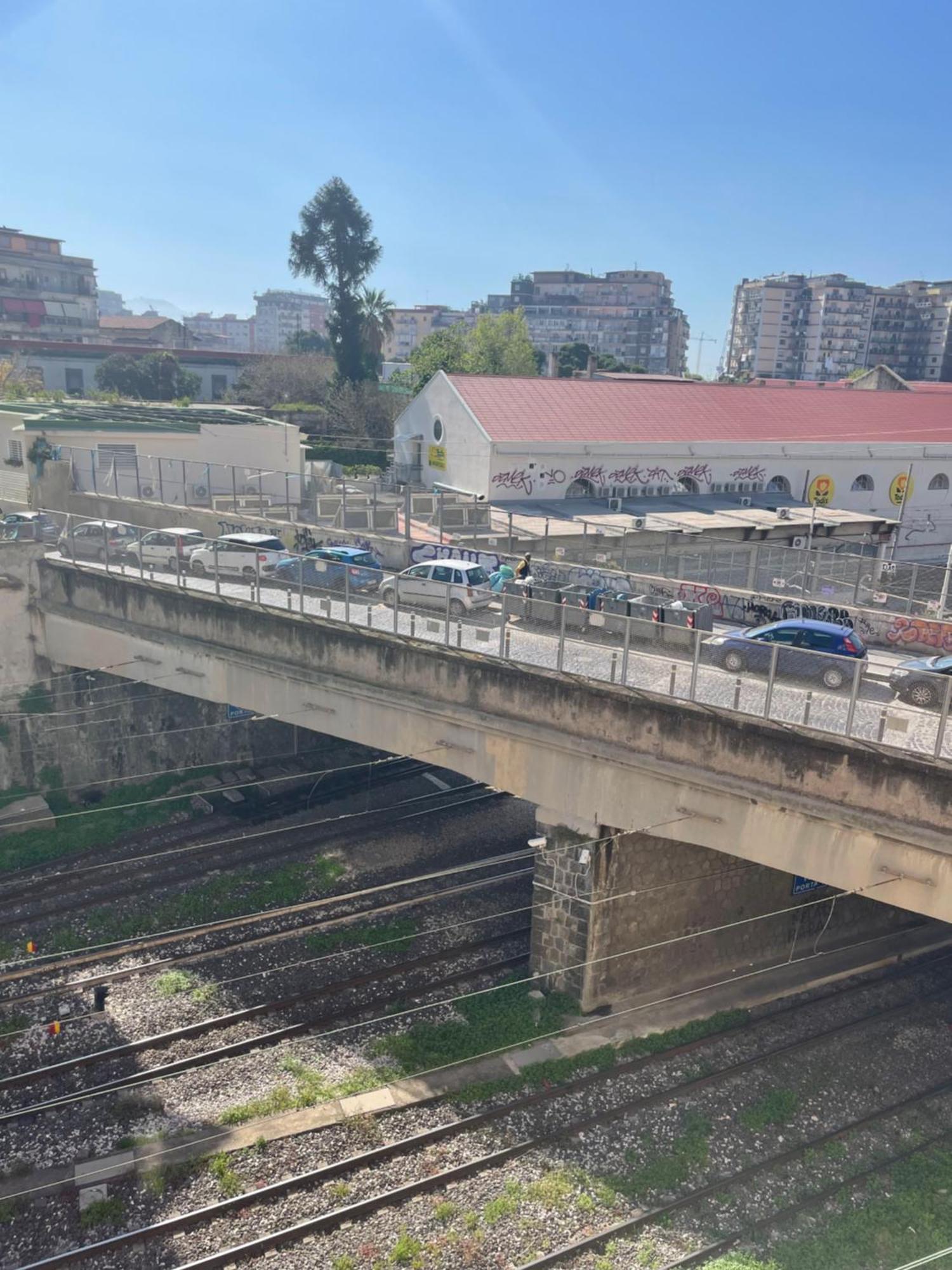 Napoli Station B&B Екстер'єр фото