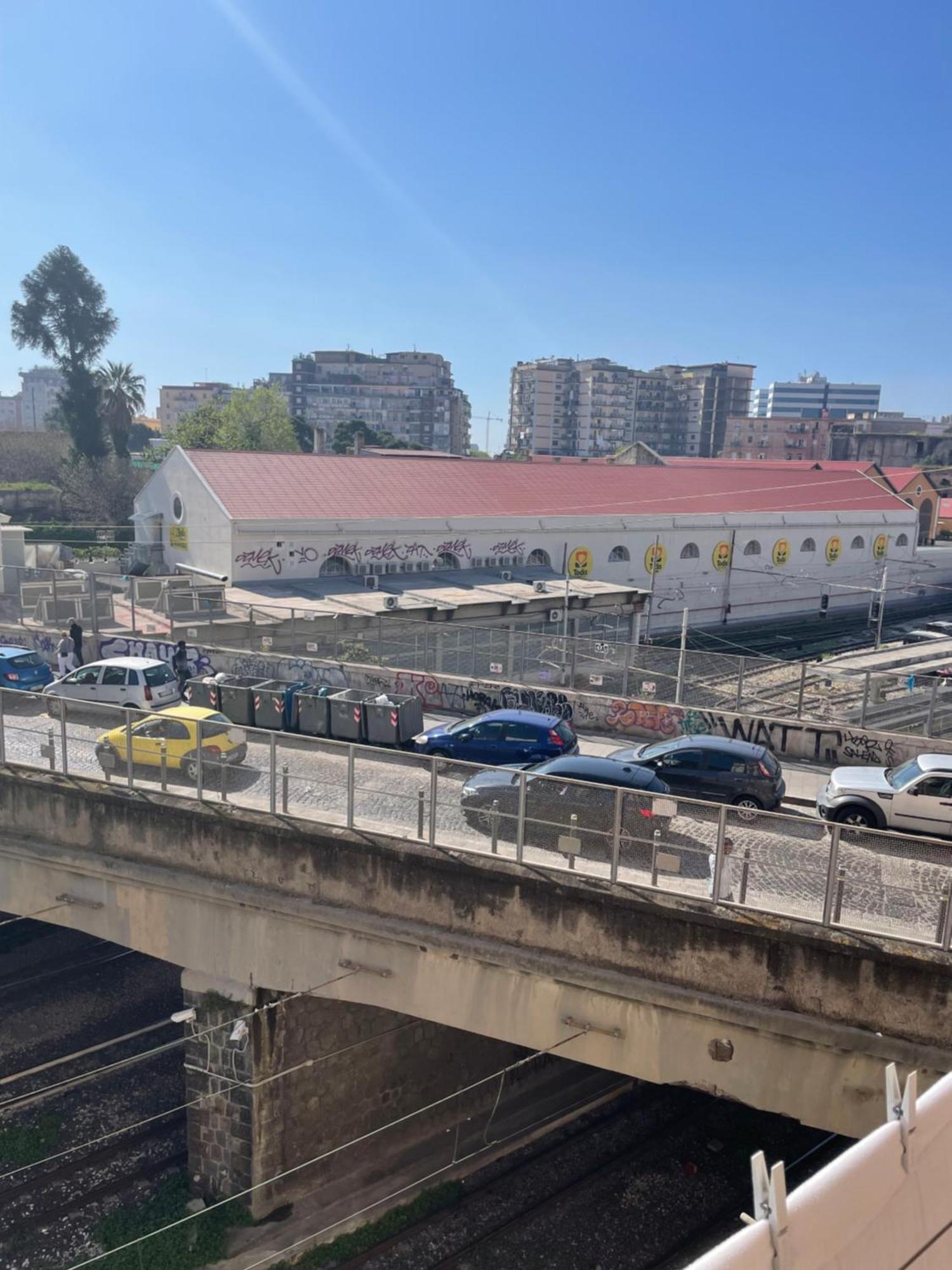 Napoli Station B&B Екстер'єр фото