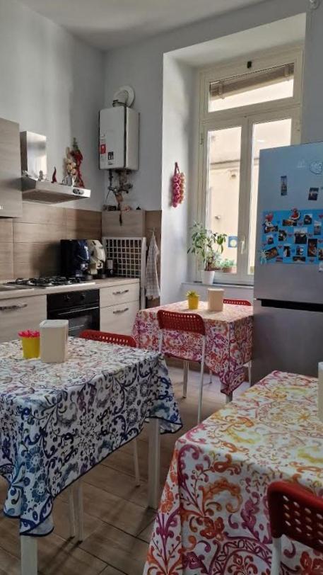 Napoli Station B&B Екстер'єр фото