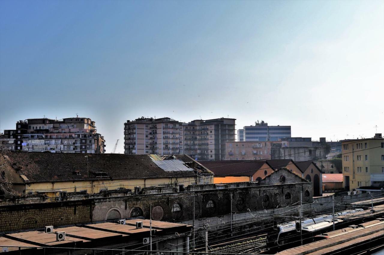 Napoli Station B&B Екстер'єр фото
